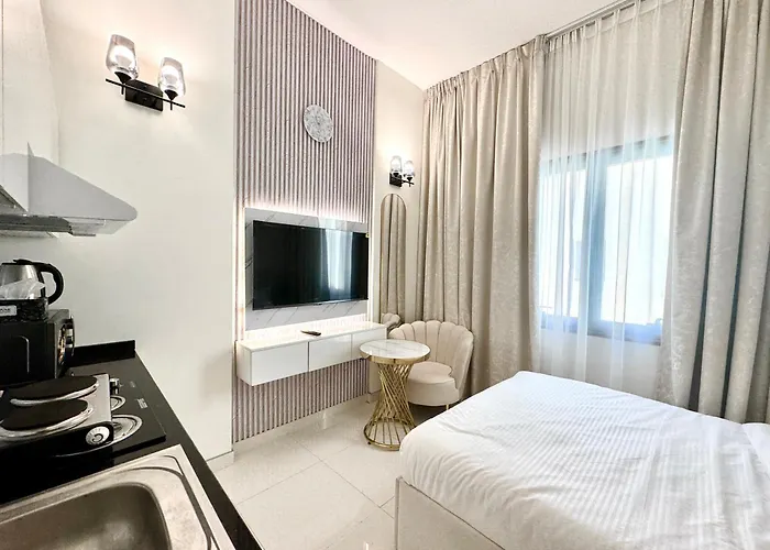 Al Manara Premium Deluxe Studio